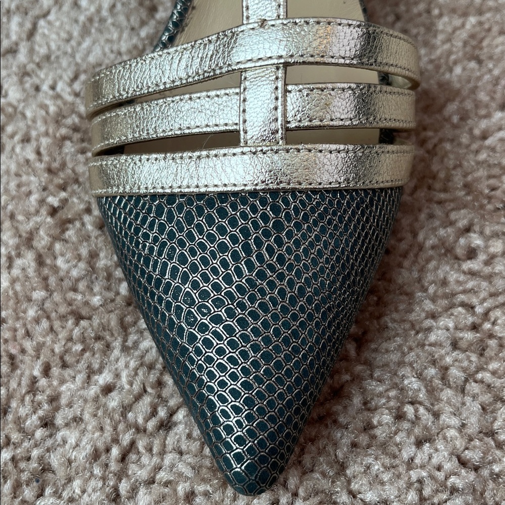 Bruno Magli Gold Embossed T- Strap Heels - Picture 3 of 9
